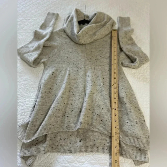 Jessica Simpson Beige/Speckled Cowl Neck Sweater - Picture 6 of 6